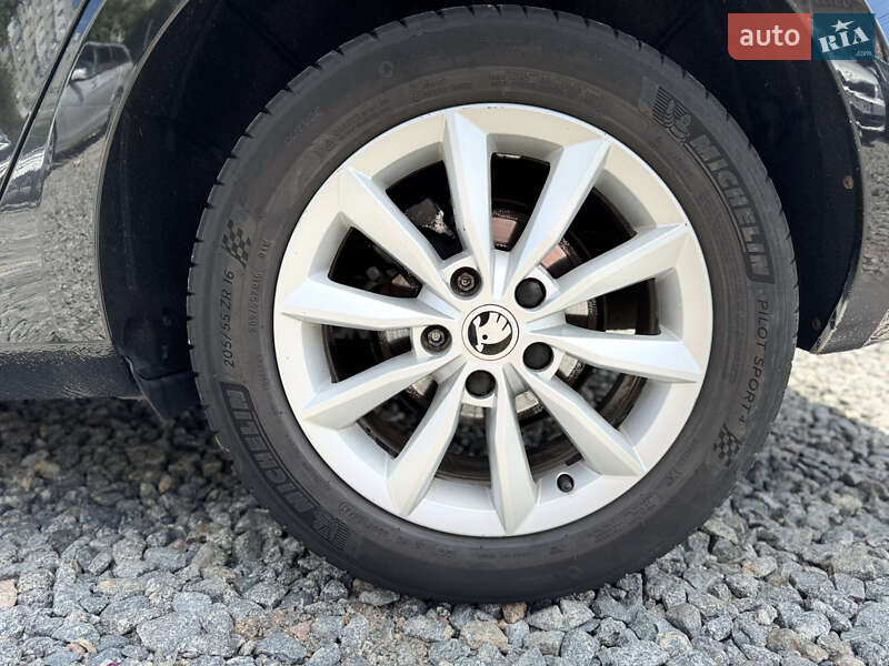 Универсал Skoda Octavia 2014 в Бердичеве