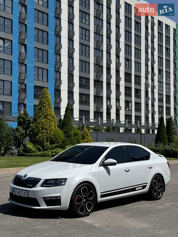 Лифтбек Skoda Octavia 2014 в Днепре