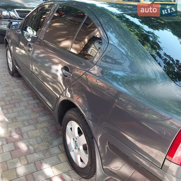 Лифтбек Skoda Octavia 2008 в Одессе