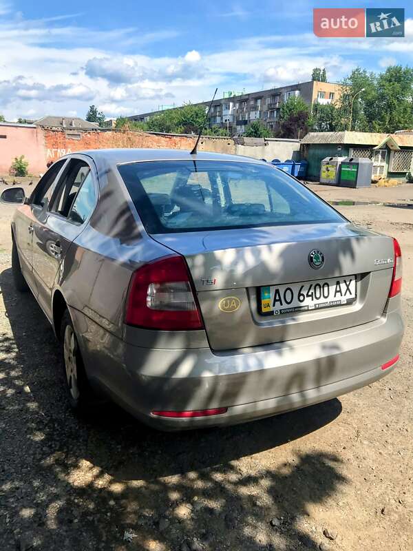 Ліфтбек Skoda Octavia 2010 в Ужгороді