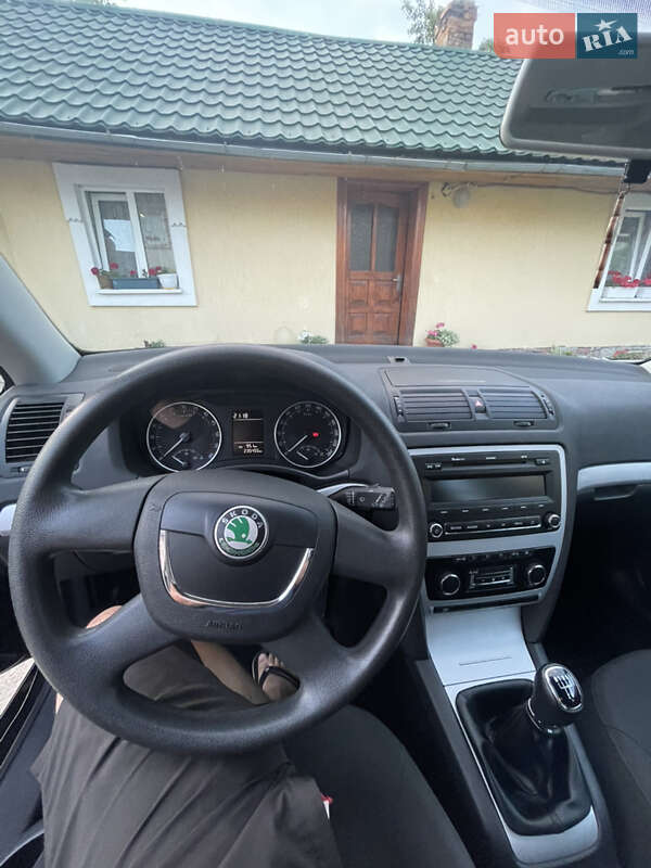 Универсал Skoda Octavia 2009 в Самборе