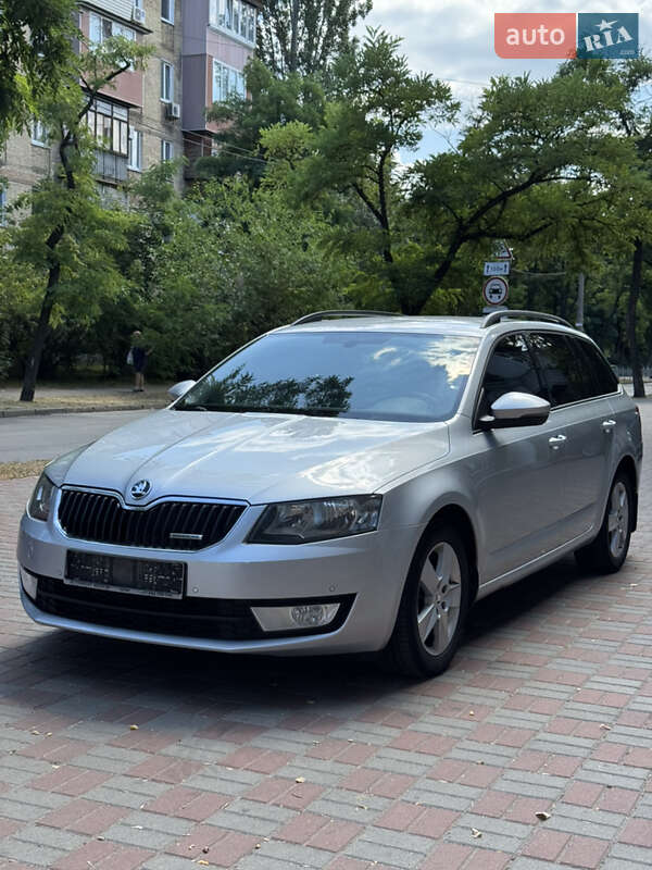 Универсал Skoda Octavia 2015 в Киеве