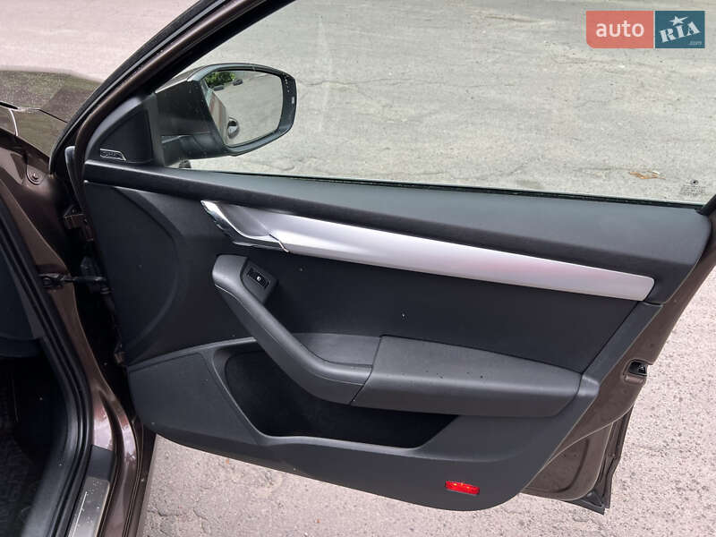 Универсал Skoda Octavia 2014 в Луцке