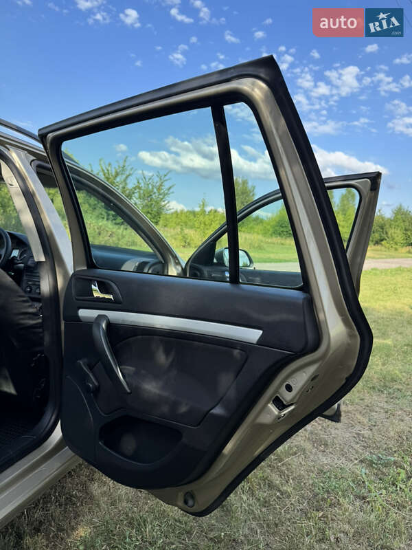 Универсал Skoda Octavia 2007 в Лубнах