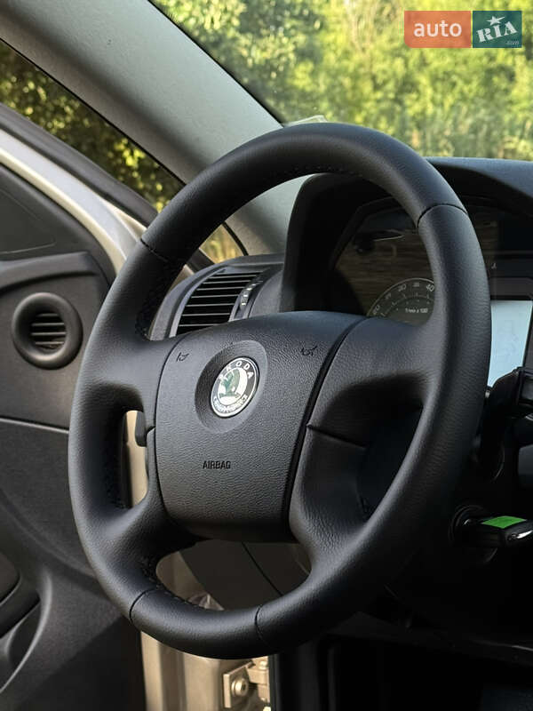 Универсал Skoda Octavia 2007 в Лубнах