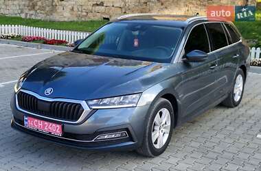 Універсал Skoda Octavia 2021 в Тернополі
