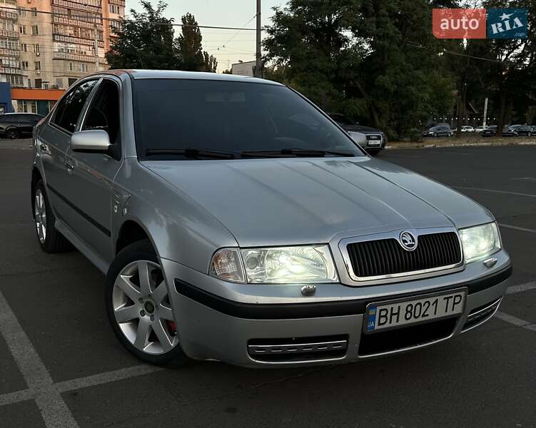 Лифтбек Skoda Octavia 2001 в Одессе