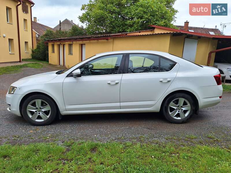 Лифтбек Skoda Octavia 2013 в Солотвине