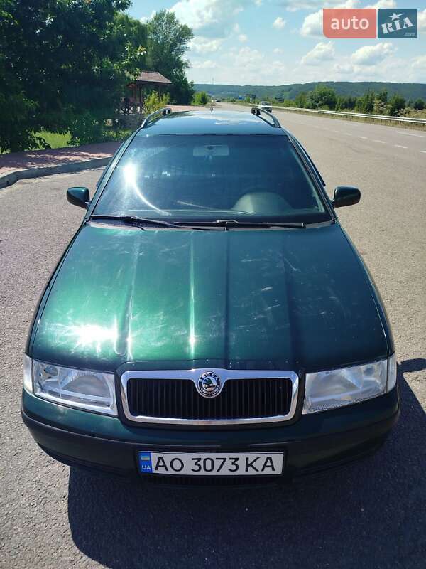 Универсал Skoda Octavia 2001 в Хусте