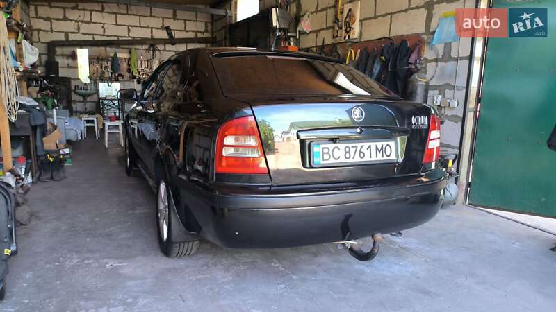 Ліфтбек Skoda Octavia 2006 в Белзі