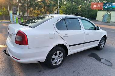 Лифтбек Skoda Octavia 2011 в 