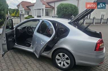 Лифтбек Skoda Octavia 2010 в Стрые