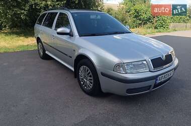 Универсал Skoda Octavia 2009 в 