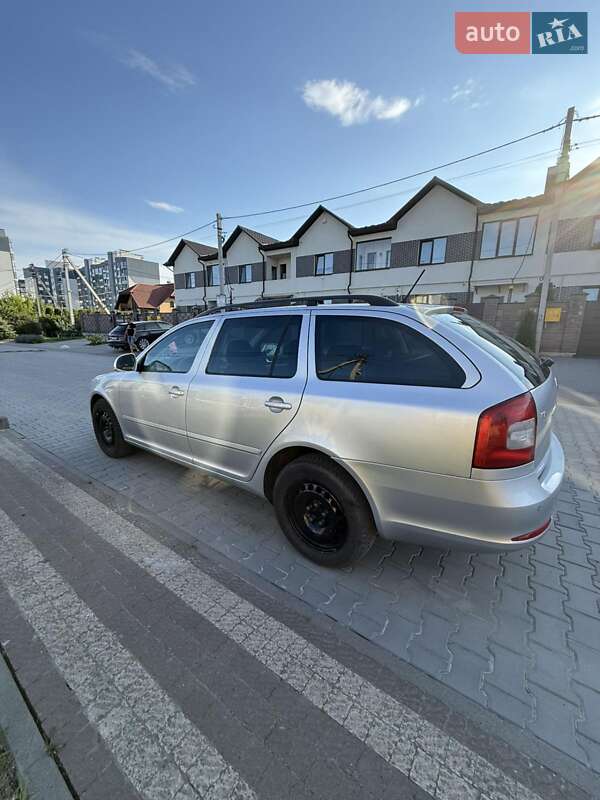 Универсал Skoda Octavia 2011 в Луцке