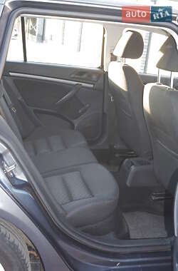 Универсал Skoda Octavia 2010 в 