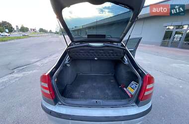 Лифтбек Skoda Octavia 2008 в 