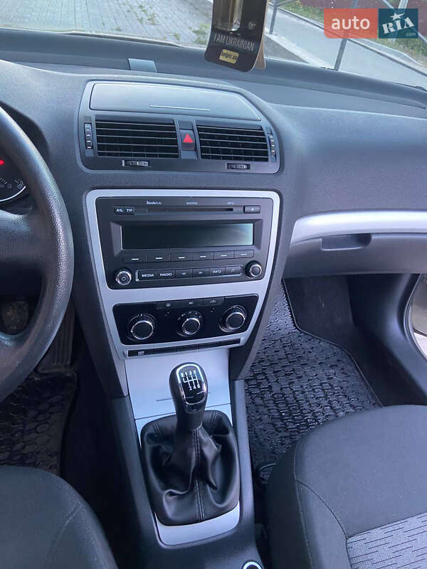 Лифтбек Skoda Octavia 2011 в Виннице