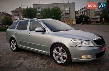 Универсал Skoda Octavia 2010 в 