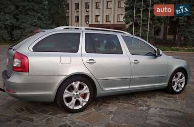 Универсал Skoda Octavia 2010 в 