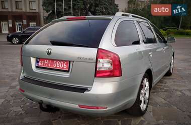 Универсал Skoda Octavia 2010 в 