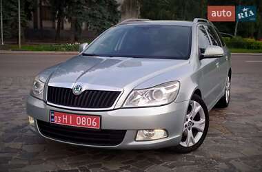 Универсал Skoda Octavia 2010 в 
