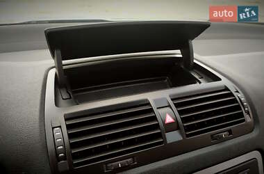 Универсал Skoda Octavia 2010 в 