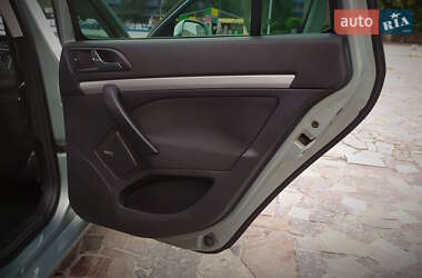 Универсал Skoda Octavia 2010 в 