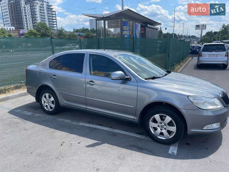 Лифтбек Skoda Octavia 2012 в Киеве