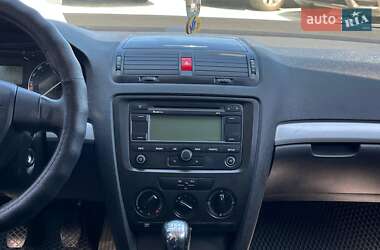 Лифтбек Skoda Octavia 2008 в 