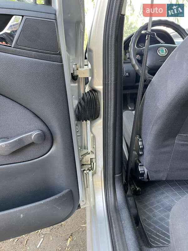 Универсал Skoda Octavia 2006 в Киеве