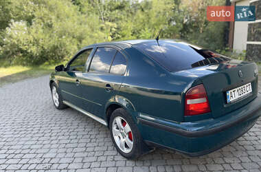 Лифтбек Skoda Octavia 1998 в 