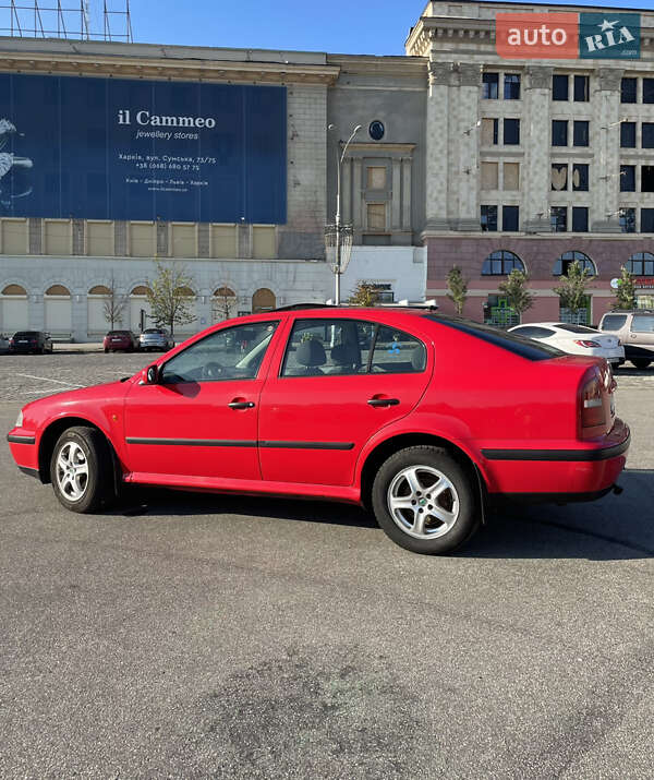 Лифтбек Skoda Octavia 1998 в Харькове