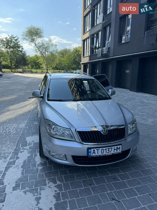 Универсал Skoda Octavia 2012 в Ивано-Франковске