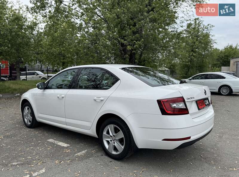 Лифтбек Skoda Octavia 2018 в Киеве