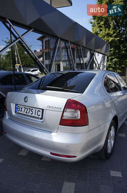 Лифтбек Skoda Octavia 2009 в 