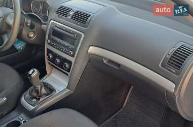Лифтбек Skoda Octavia 2012 в 