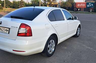 Лифтбек Skoda Octavia 2012 в 