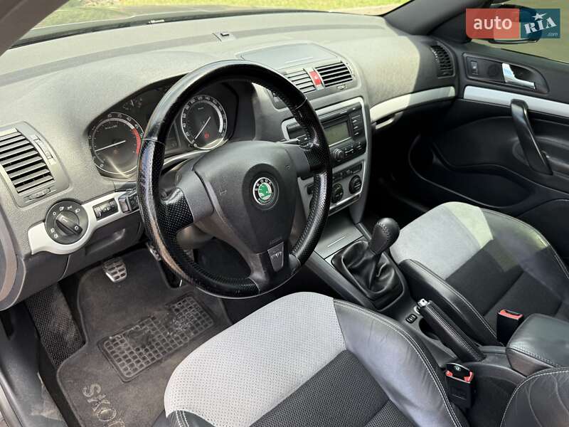 Ліфтбек Skoda Octavia 2006 в Києві