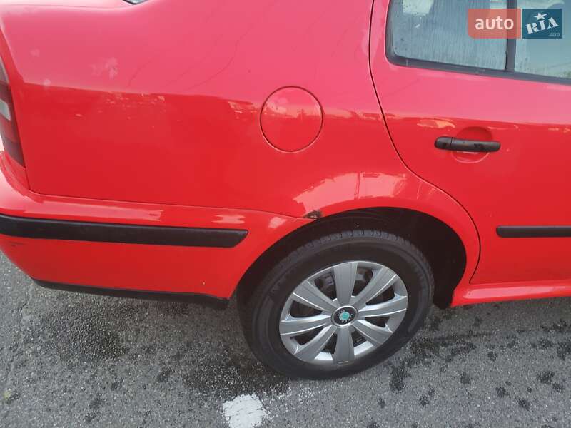 Лифтбек Skoda Octavia 1999 в Вышгороде