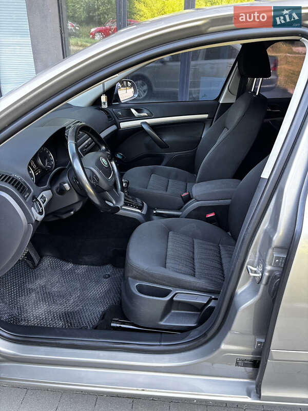 Лифтбек Skoda Octavia 2010 в Львове фото 12 Лифтбек Skoda Octavia 2010 в Львове