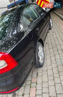 Лифтбек Skoda Octavia 2012 в 
