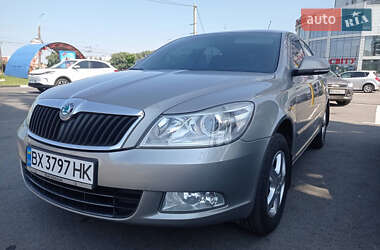 Ліфтбек Skoda Octavia 2010 в Старій Синяві