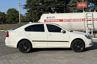 Лифтбек Skoda Octavia 2010 в 