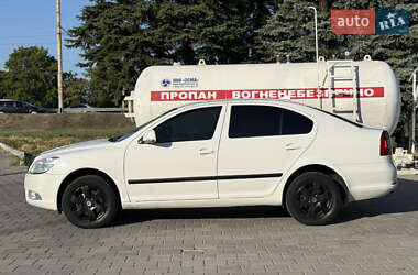 Лифтбек Skoda Octavia 2010 в 