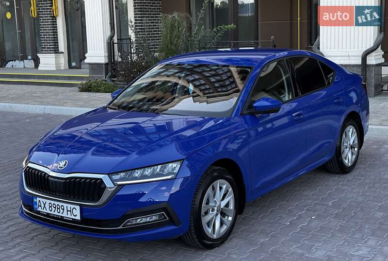 Лифтбек Skoda Octavia 2021 в Киеве
