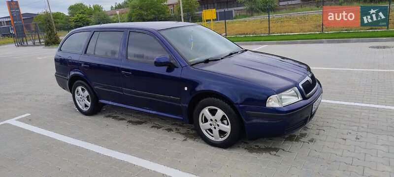 Skoda Octavia 2000