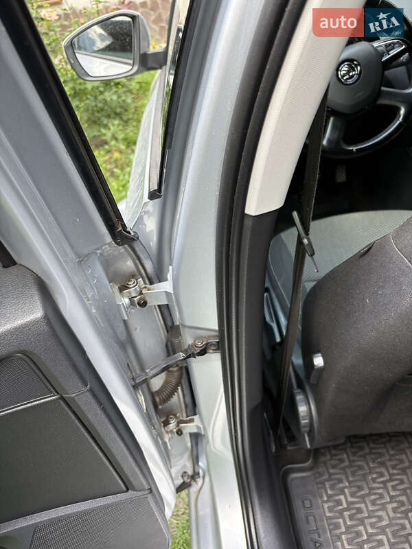 Лифтбек Skoda Octavia 2013 в Ивано-Франковске фото 9 Лифтбек Skoda Octavia 2013 в Ивано-Франковске