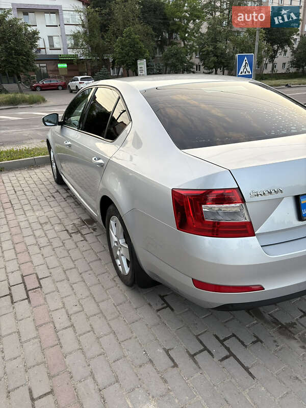Лифтбек Skoda Octavia 2013 в Ивано-Франковске фото 6 Лифтбек Skoda Octavia 2013 в Ивано-Франковске