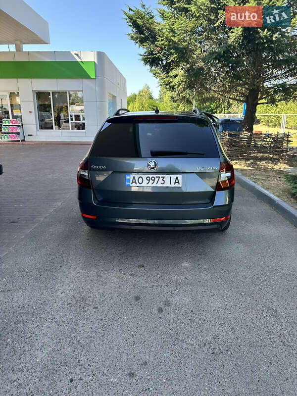 Универсал Skoda Octavia 2017 в Ужгороде