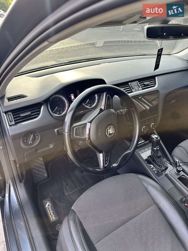 Универсал Skoda Octavia 2017 в Ужгороде